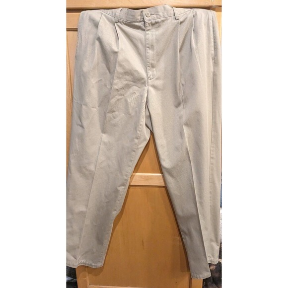 Eddie Bauer Pants Mens 36 FITS 34X32 Chinos‎ Straight Leg Beige Pleated - Picture 1 of 3